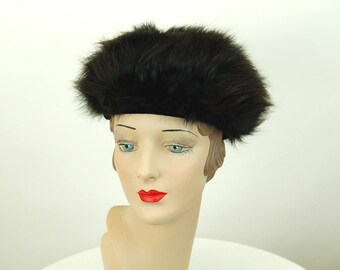 1960s fur hat Dachettes Lilly Dache black fur winter hat tam beret Size 21