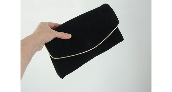 1960s black clutch purse velvet moleskin gold met… - image 2