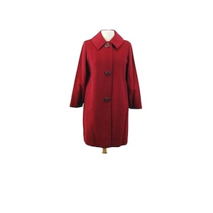 1950s winter coat red wool blend Belson car coat carved buttons Size M
