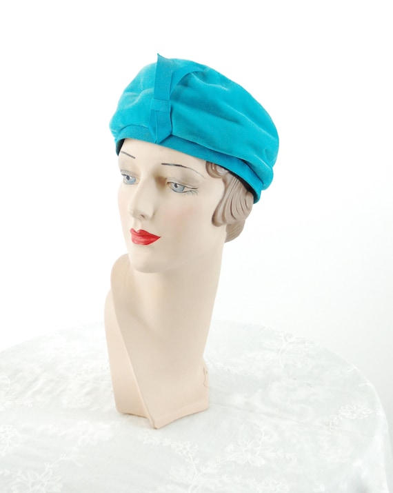 1960s hat turban cloche tam turquoise velvet Union