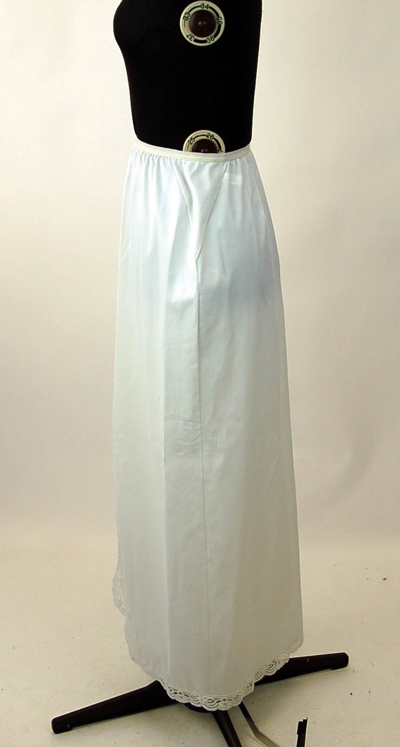 Long half slip white nylon by Shadowline 1970s lo… - image 3