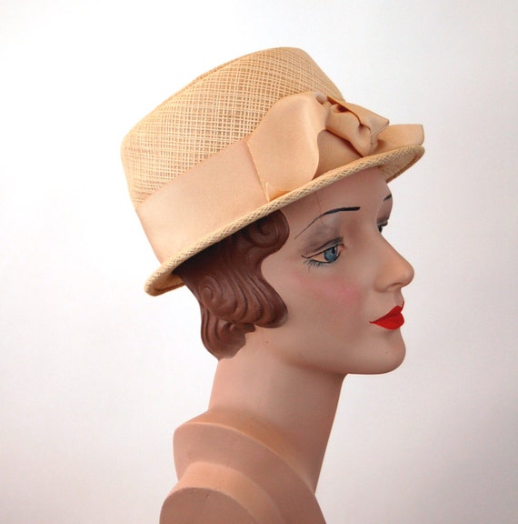 1960s hat Mr. John Jr. hat summer hat ivory cloch… - image 3