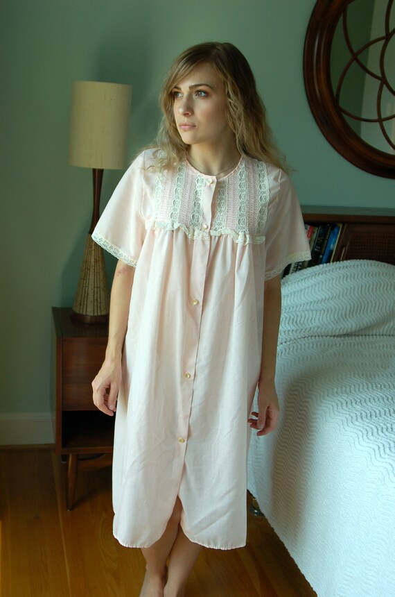 Pink house coat, dressing gown, pink white, lace … - image 2