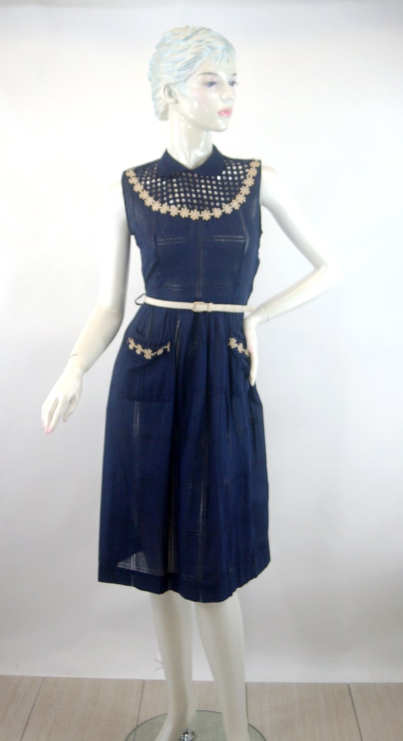 1950s 60s day dress with cut outs navy blue white… - image 2