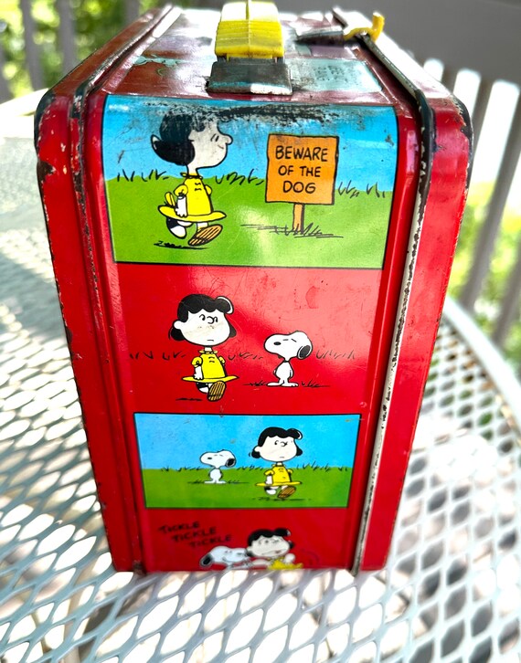 1960s Peanuts Snoopy lunchbox with thermos Gem