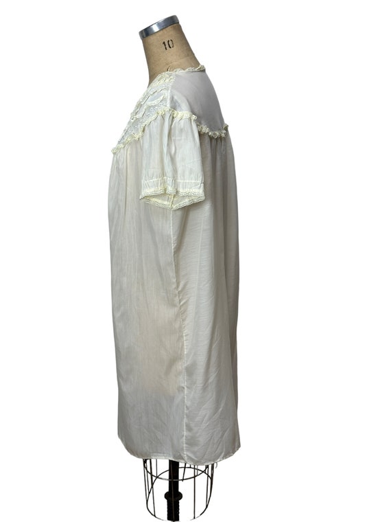 1950s cotton blend robe with lace bodice Size L/XL - image 4