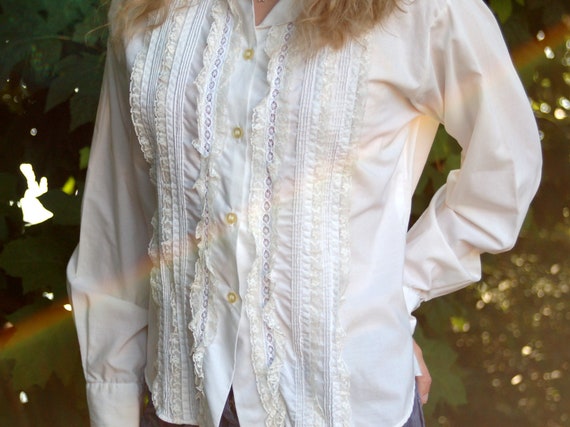 1960s blouse, cream white blouse, lace ruffle fro… - image 3