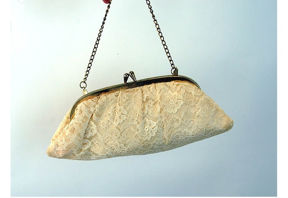 1950s lace bag clutch purse with chain ivory lace… - image 1