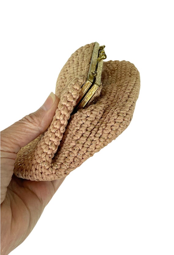 1950s pink and gold bag clutch woven straw raffia… - image 6