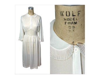 1950s nylon nightgown with pleated collar and cuffs by Van Raalte Size S/M