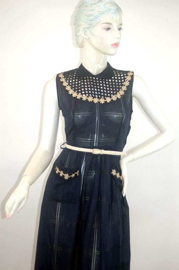 1950s 60s day dress with cut outs navy blue white… - image 3