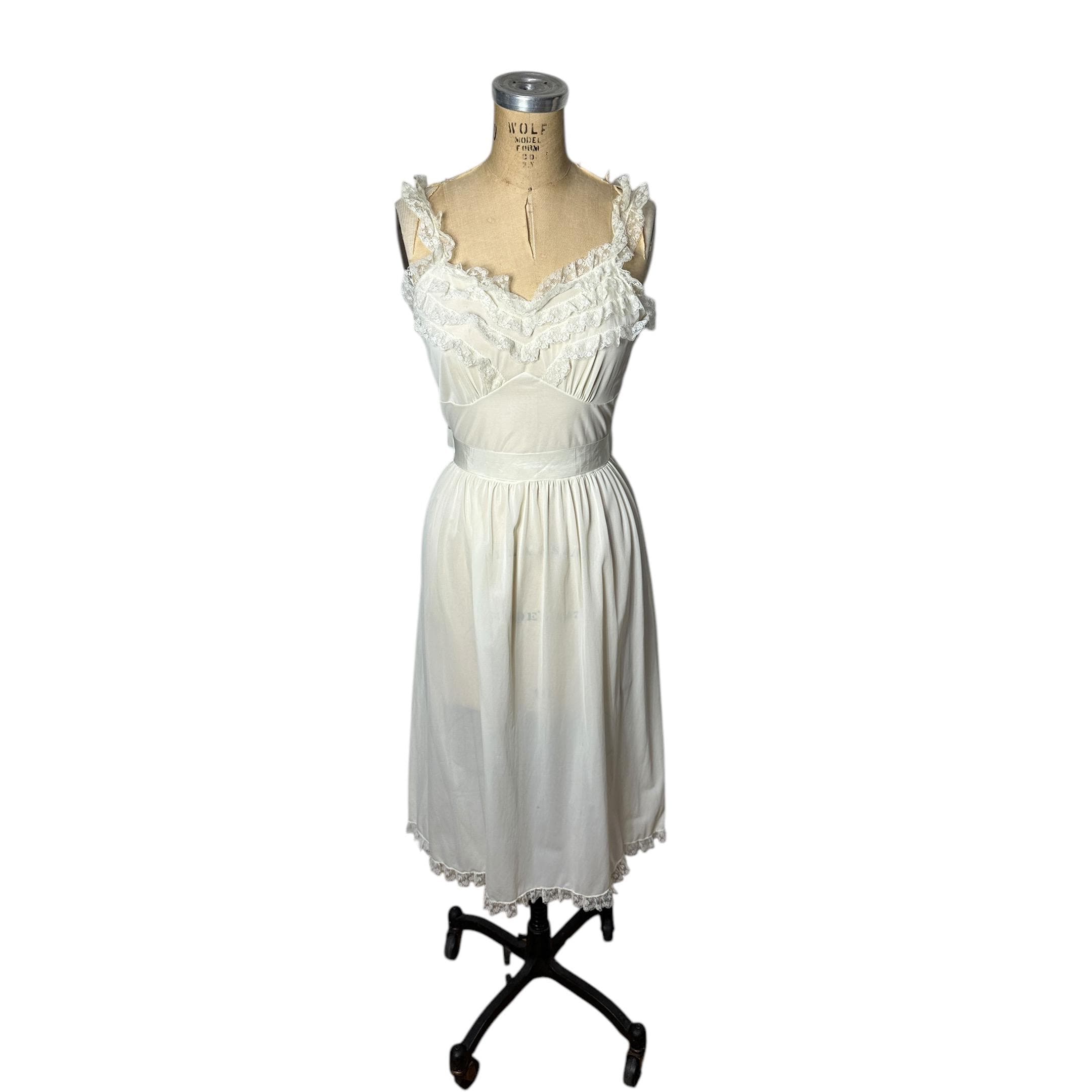 sans souci lace dress Sans Souci Lace Midi Dress Size M