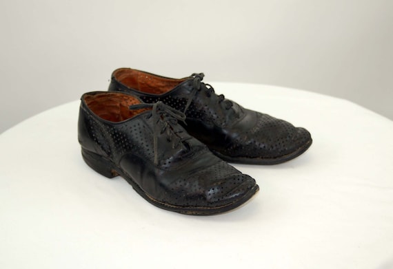 Old oxford shoes store