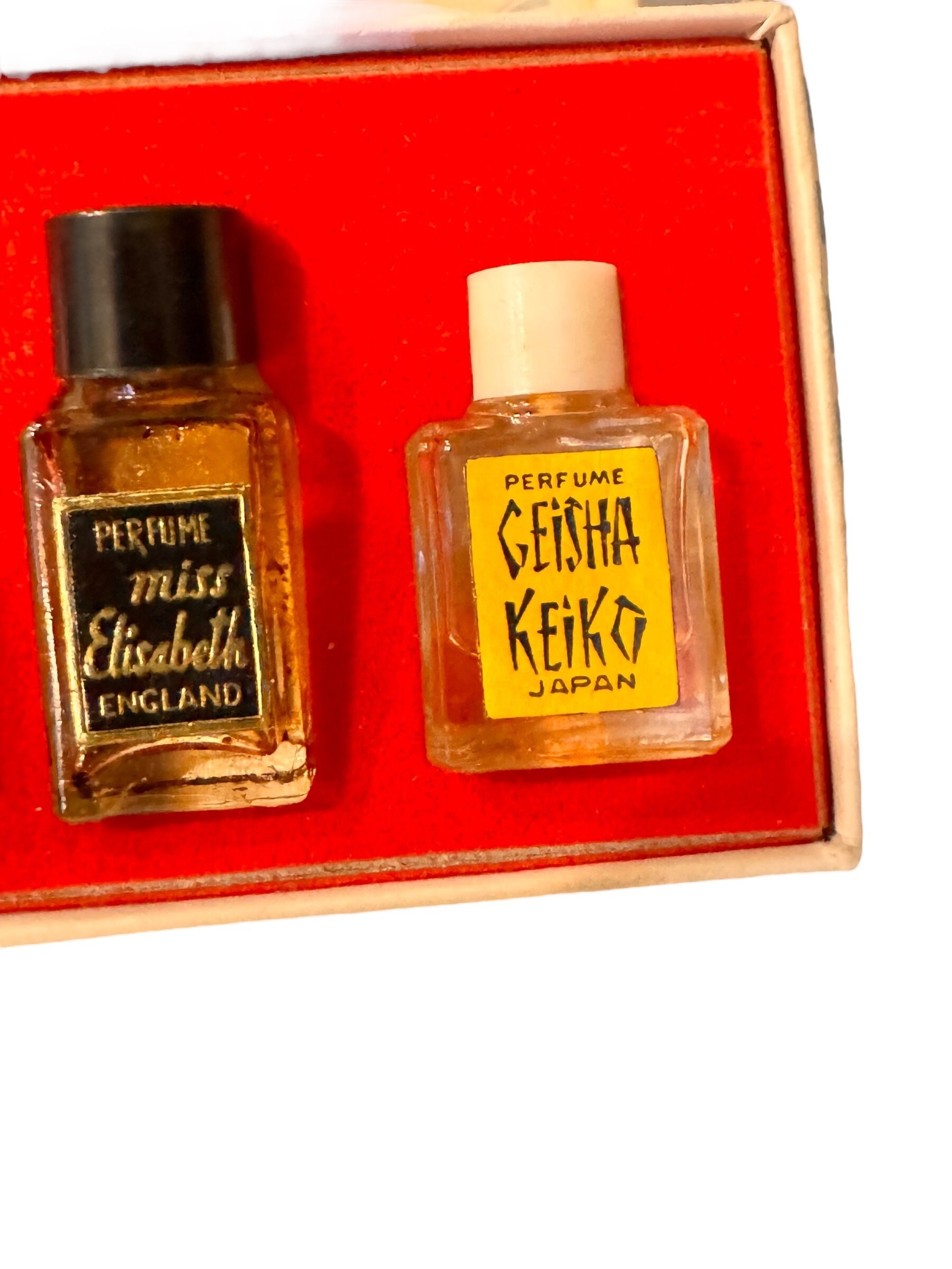 【アンティーク】Grands Parfums de France Les Grand Parfums de France, vintage box of minatures