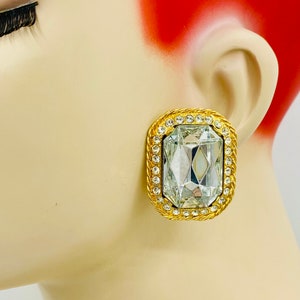 Vintage Chunky Glass Clear Rhinestone Oversized Rectangle Clip Earrings JJ31
