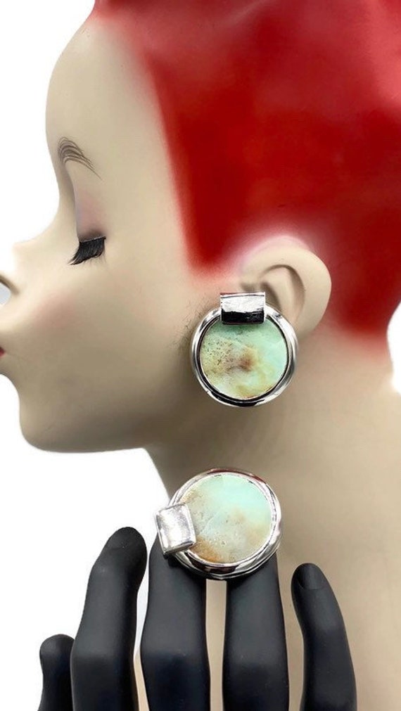 Vtg Chunky Lucite Faux Jade Circular clip earrings