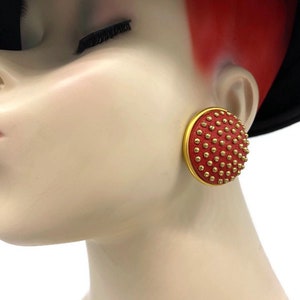 VTG 1980s Rot mit Gold Bolzen Große Knopf Ohrclips Ohrringe VV4