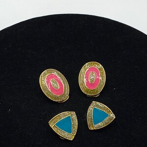 Vintage Gold Plated Glitter with Pink Blue Enamel Clip Earrings KK40