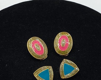 Vintage Gold Plated Glitter with Pink Blue Enamel Clip Earrings KK40