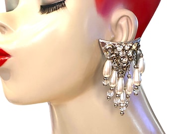 Vintage Silver Leather Boho Rhinestone Oversized Faux Teardrop Pearl Charm Clip Earrings AB37