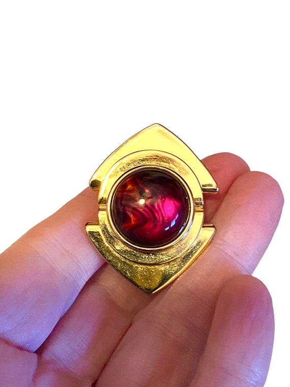 Vintage Gold Plated Red Gripoix Glass Cabochon Cli
