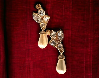 Vintage vergoldete klobige Swarovski-Kristall mit Faux Pearl Teardrop Clip Ohrringe