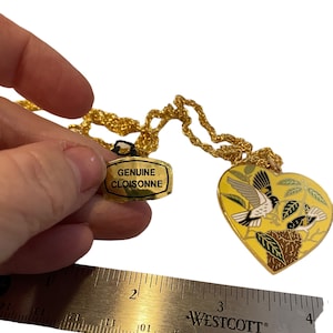 Vintage 1970s Genuine Yellow Cloisonné Enamel Bird Heart Pendant Necklace NOS Unworn AI4