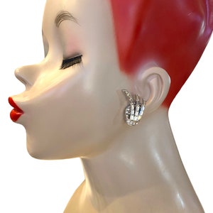 Vintage Art Deco Rhodium Plated Elegant Fan Crystal Climbers Clip Earrings MCM Z10