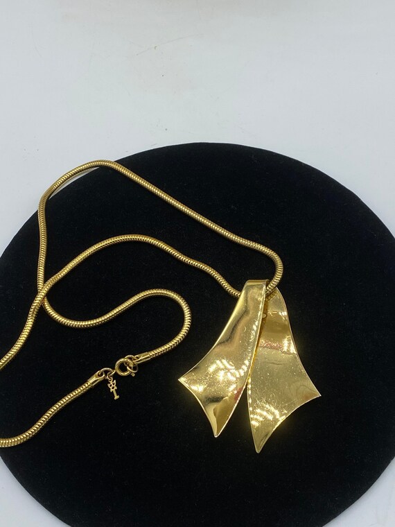 Vintage TRIFARI Gold Plated Ribbon Pendant NECKLA… - image 2