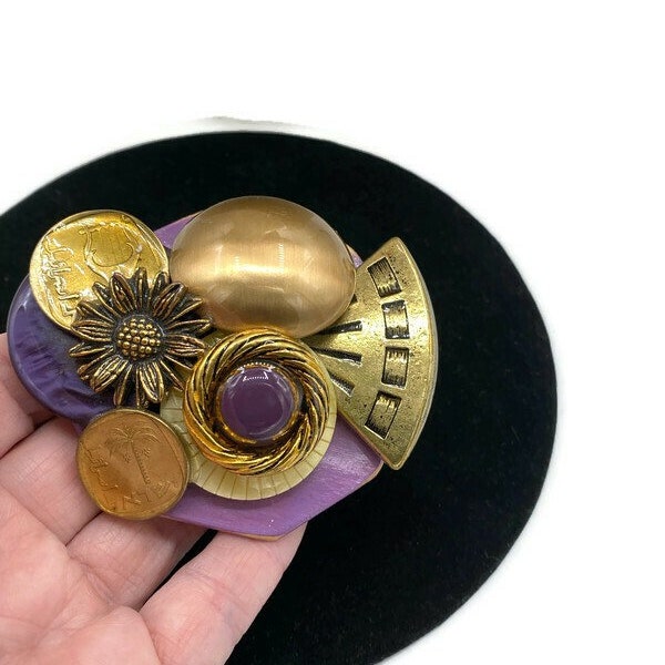 Vintage Artisan Purple Cabochon Semi Mixed Media Coin Resin Brooch Pin V15