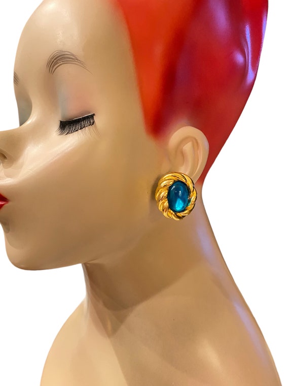 ヴィンテージゴールドオーバルフレームとターコイズブルーガラス