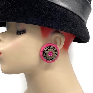 Vtg Pink Fabric Button Lucite Cabochon Clip Earrings KK8