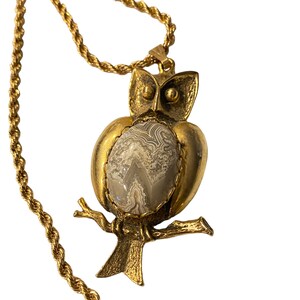 Vintage 1970s 32” Brown Polished Agate Stone Cabochon Owl Pendant Necklace B26