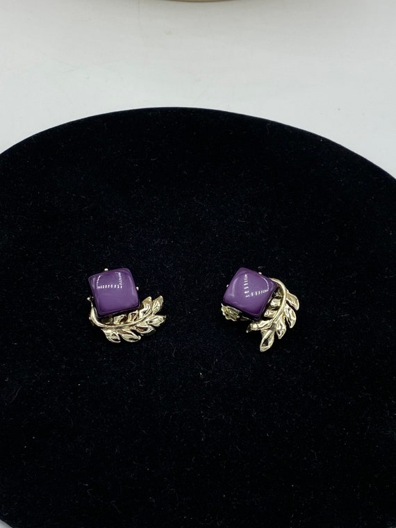 Vtg Purple Thermoset Lucite Clip Earrings AB30