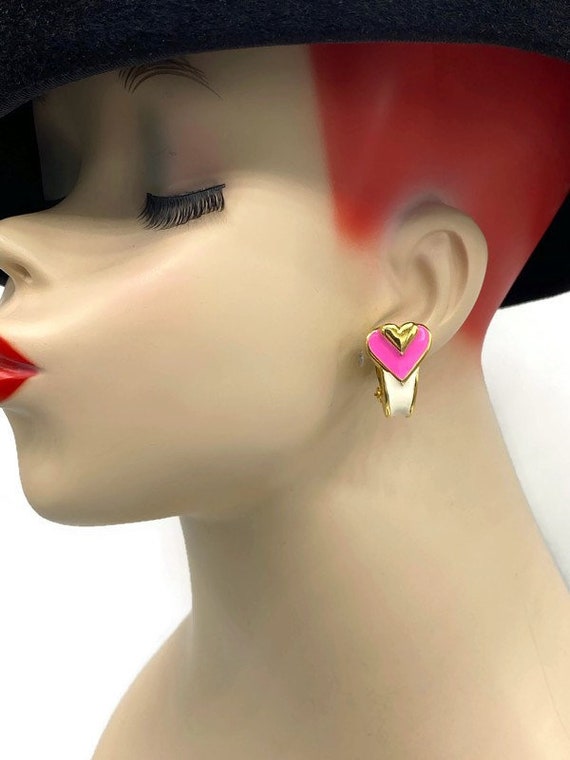 Vtg  Gold Plated White Pink Enamel Heart Clip Ear… - image 1