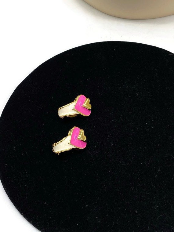 Vtg  Gold Plated White Pink Enamel Heart Clip Ear… - image 2