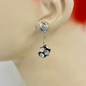 Vintage Crystal Rhinestone Sparkly Dangle Disco Ball Clip On Earrings Party Prom Mid Century 1950s FF24