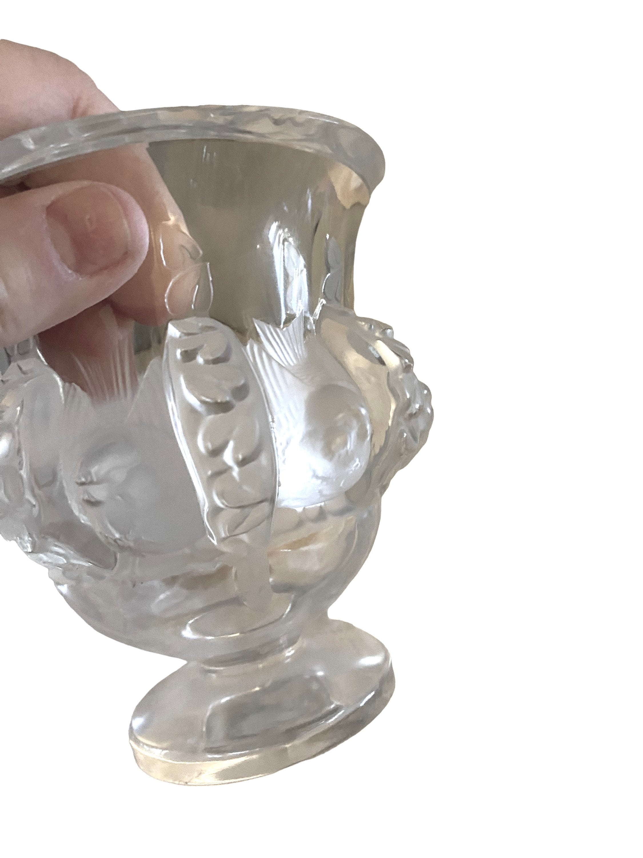 OLD LALIQUE フロストクリスタル女性像と白鳥 OLD LALIQUE フロストクリスタル女性像と白鳥 OLD LALIQUE フロスト