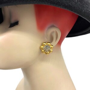 Vintage Unmarked Clip On Scroll and Brushed Gold Blossom Earrings u15