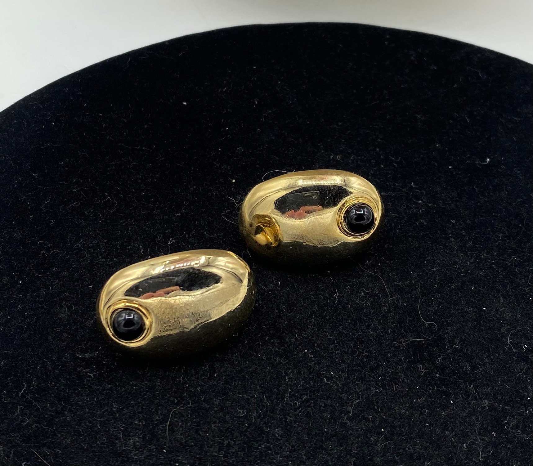 Boucles D'oreilles Vintage Clips Métal Doré Ajouré - Occasion, Style Fantaisie, Sans Marque, Parfait Pour Look Rétro