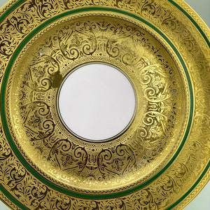 Vintage Hutschenreuther Selb Bavaria Heavy Gold Gilt Green Pink Dinner plate Favorit