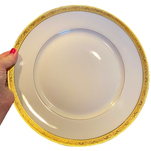 Vtg Raynaud French Renaissance Ambassador Gold Dinner Plate Limoges France 10 3/4”