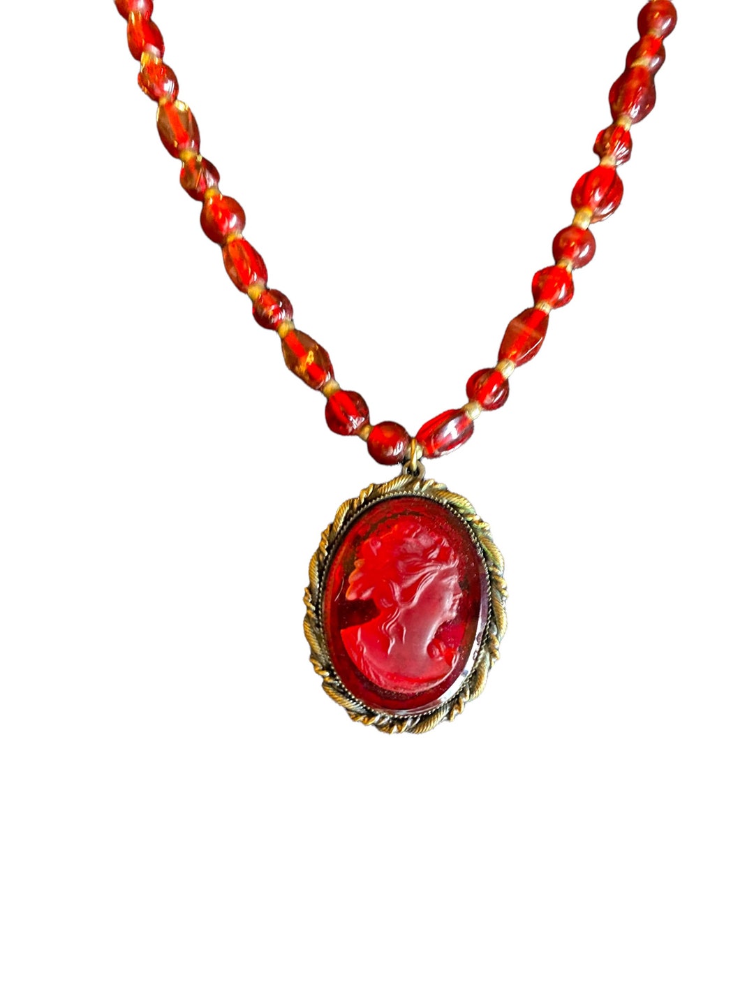 Red String Intaglio Vtg Red Glass Beads and Intaglio Pendant Necklace AL13 - Etsy
