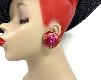 Vintage pink Faceted Lucite and Pink Rivoli Cabochon Clip Party Oversized EARRINGS 1980s L17