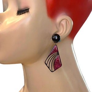 Vintage 1980s Antiqued Chunky Filigree Spiderweb Purple Glitter Black Enamel Clip Earrings