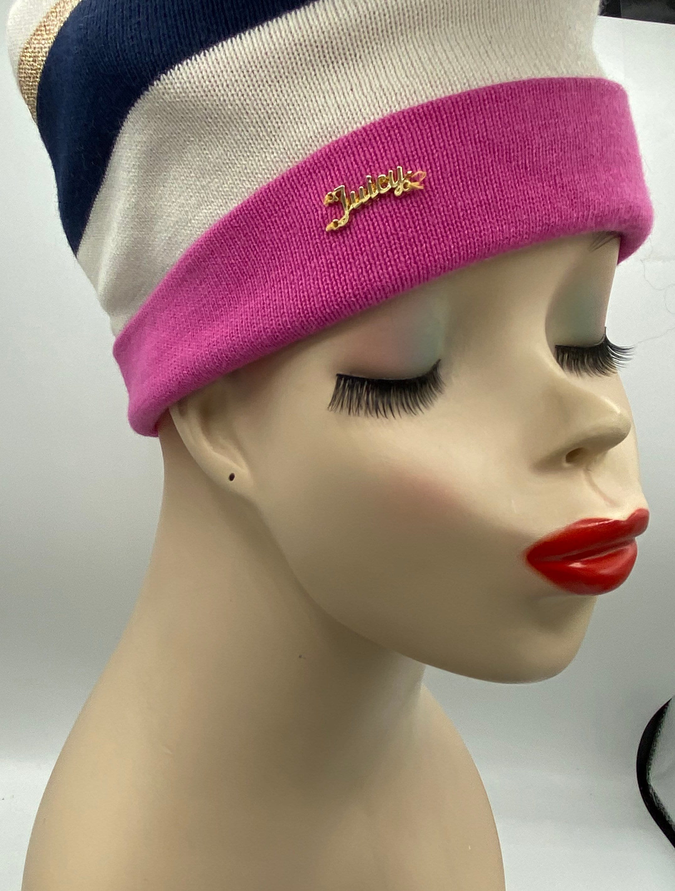 Vintage JUICY COUTURE Pink White Blue Gold Cap Slouchy Toboggan With Matching Fingerless Navy Blue Gloves