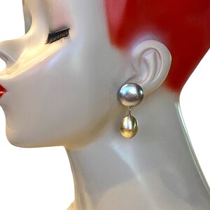 Vtg Brushed Silver Plated Upper and Brushed Gold Plated Dangle Clip Earrings Box3Sd1