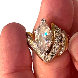 Vintage Cubic Zirkonia CZ Kristall Marquis Cocktail Ring Größe 7 1/2 AC5