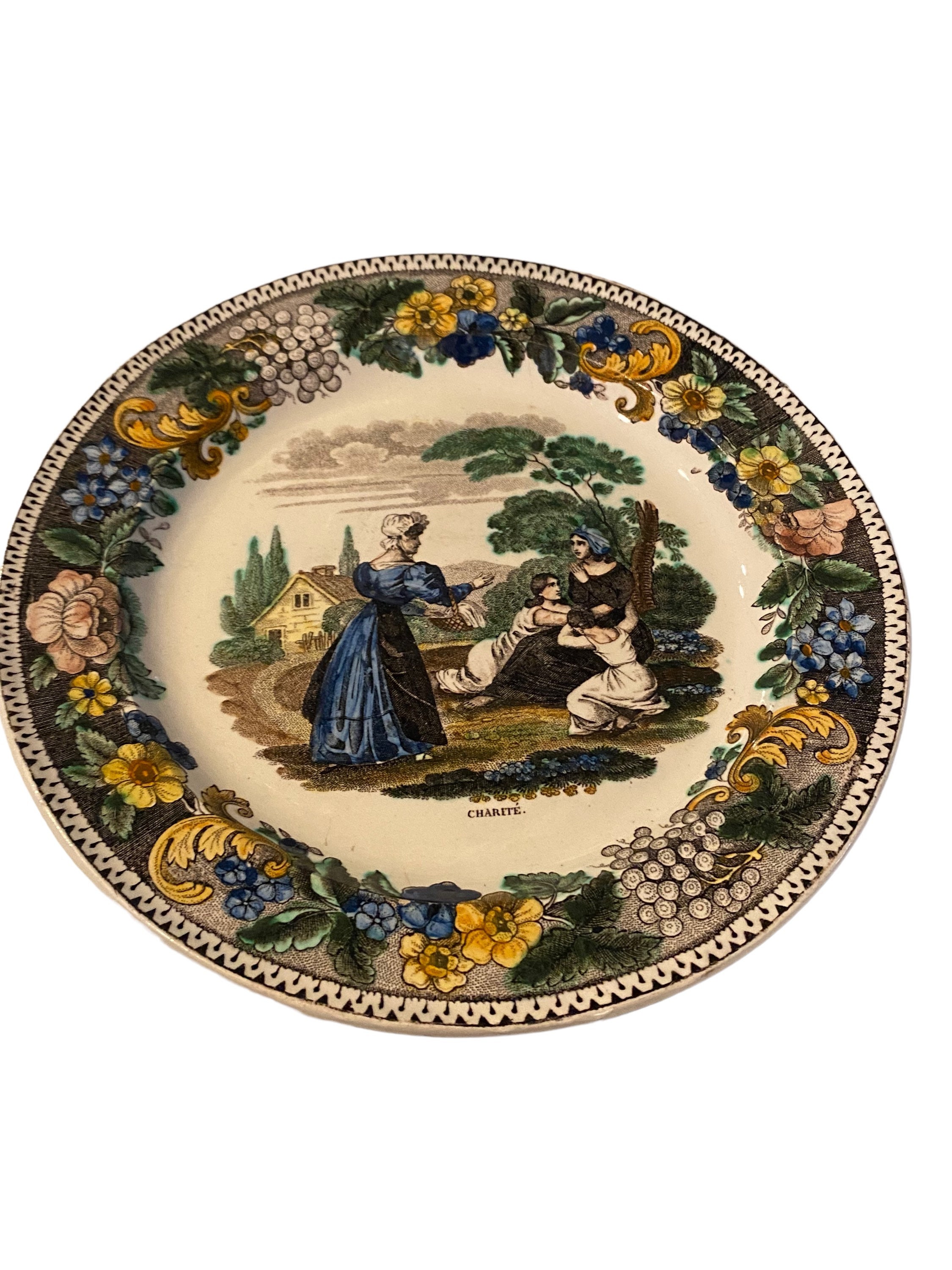 Ancienne Dînette Assiettes Creil & Montereau – Fermière Polychrome – 26 Pièces
