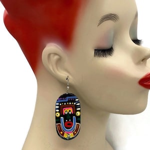 Vintage Modernist Tribal Boho Afrocentric Wood Hand Painted Fishhook Pierced Earrings 1980s JJ34